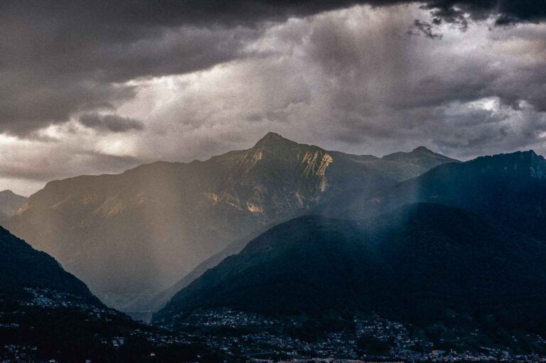 wolkenbruch aus worten